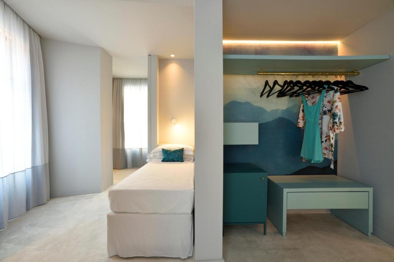 De La Hotel 3*